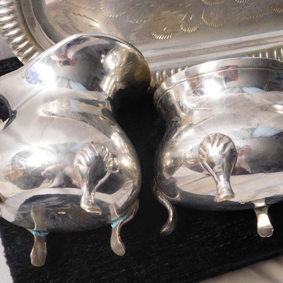 International Silver Company Tray, Creamer & Sugar Bowl in Black Velvet Box - Picture 10 of 12